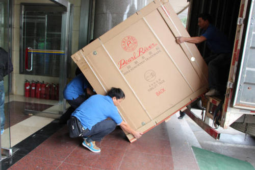 秦皇岛钢琴贵重工艺品无忧运